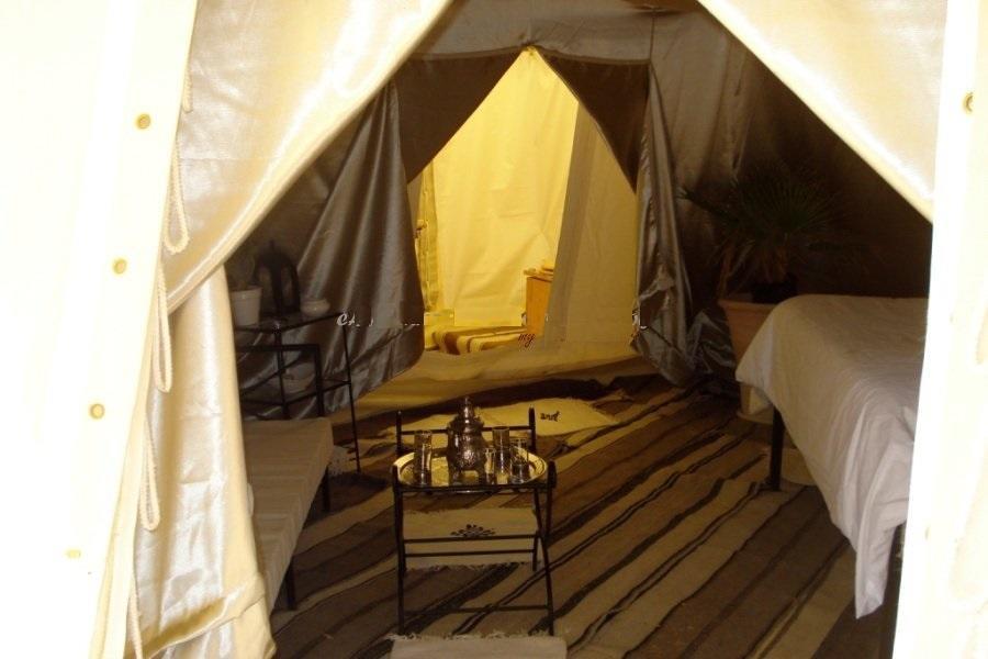 Camp Mars Hotel Дуз Стая снимка